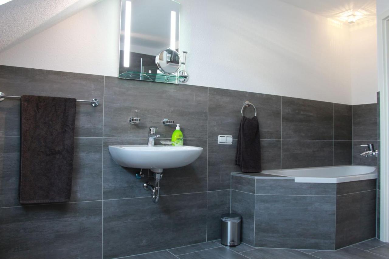 Aparts Oberhausen Oberhausen  Ngoại thất bức ảnh